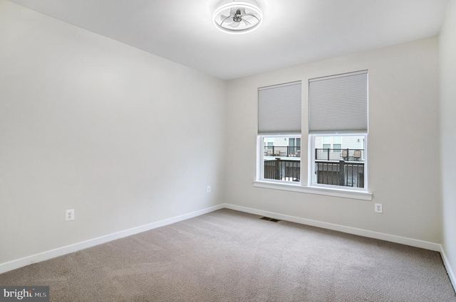 44499 WOLFHOUND SQ, Ashburn, VA 20147