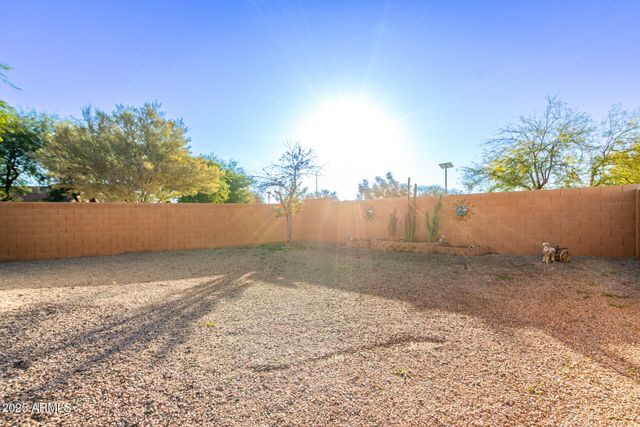 44213 W CYPRESS Lane, Maricopa, AZ 85138