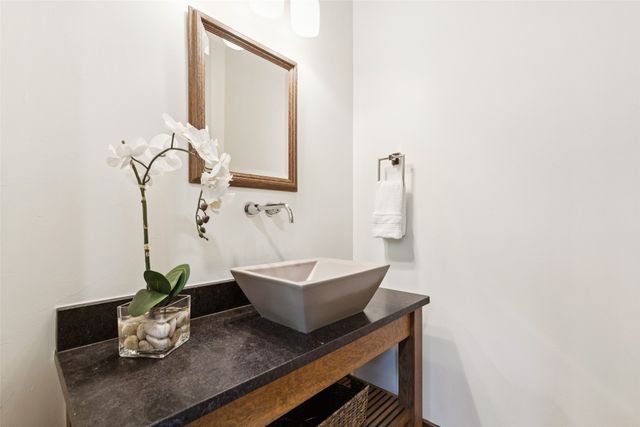 6757 Lakefair Circle, Dallas, TX 75214