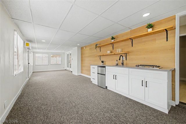 324 Lakehurst Road, Las Vegas, NV 89145