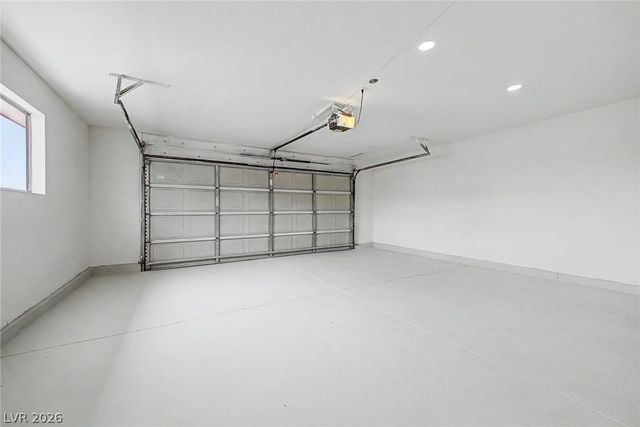 324 Lakehurst Road, Las Vegas, NV 89145