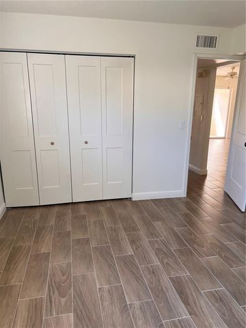 4500 OVERLOOK DRIVE NE 107, St Petersburg, FL 33703