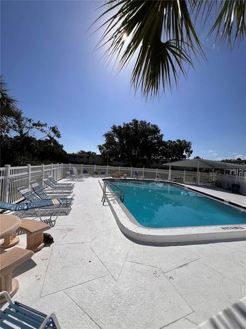 4500 OVERLOOK DRIVE NE 107, St Petersburg, FL 33703
