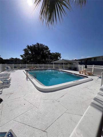4500 OVERLOOK DRIVE NE 107, St Petersburg, FL 33703