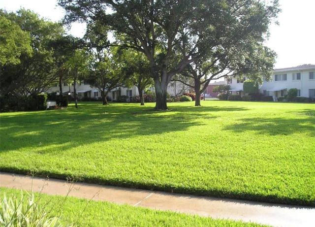 4500 OVERLOOK DRIVE NE 107, St Petersburg, FL 33703