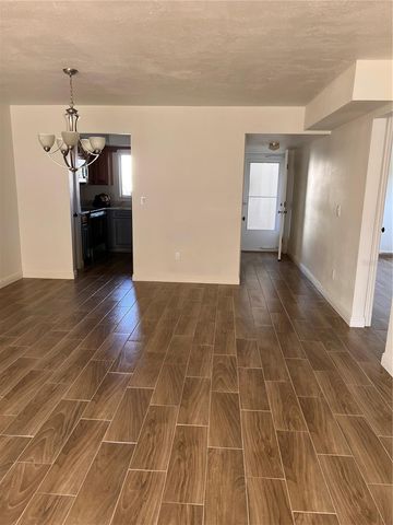 4500 OVERLOOK DRIVE NE 107, St Petersburg, FL 33703