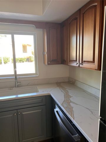4500 OVERLOOK DRIVE NE 107, St Petersburg, FL 33703