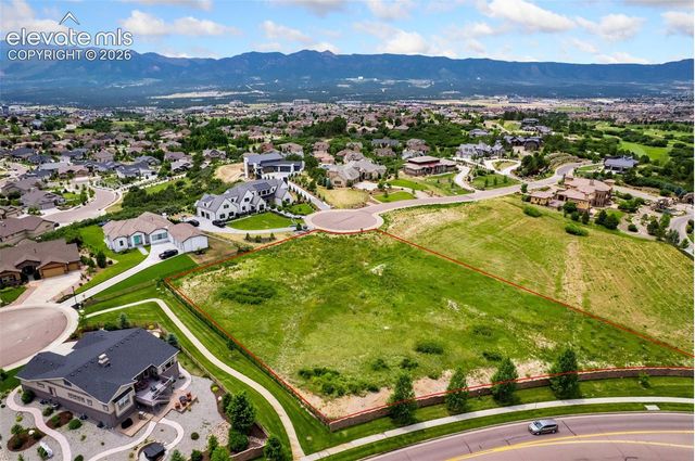 1904 Vine Cliff Heights, Colorado Springs, CO 80921