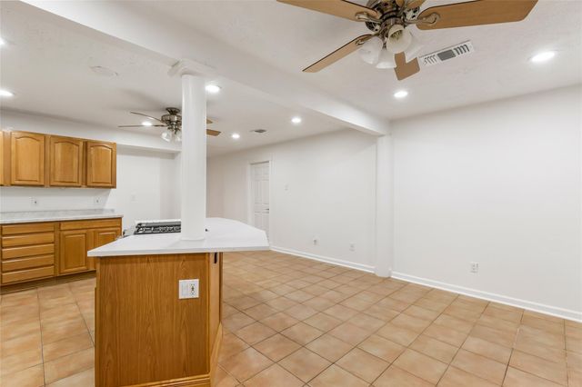 22595 Pineridge Drive, Porter, TX 77365