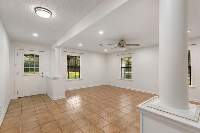 22595 Pineridge Drive, Porter, TX 77365