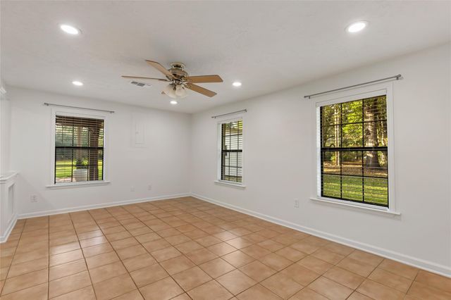 22595 Pineridge Drive, Porter, TX 77365