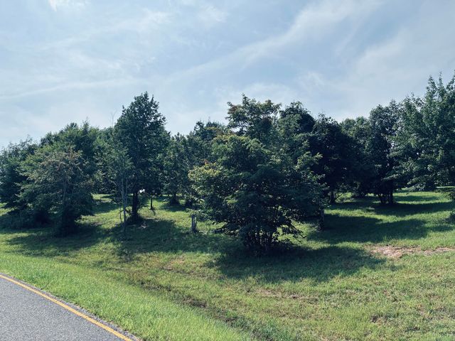 800 Sunset Circle Sv-132, Jasper, TN 37347