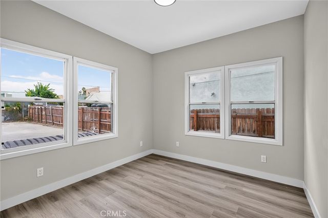 611 W 46th, Los Angeles, CA 90037