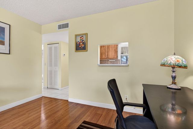 10444 NW 30th Court 105, Sunrise, FL 33322