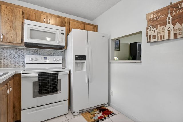 10444 NW 30th Court 105, Sunrise, FL 33322