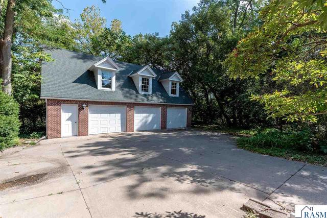601 Baker Avenue, Mankato, MN 56001