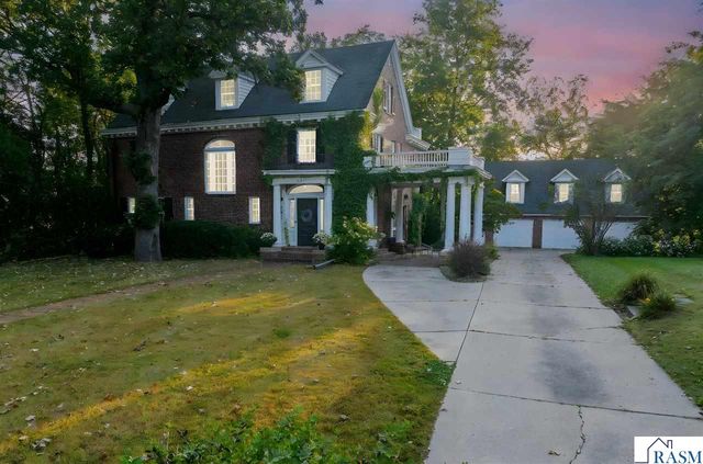 601 Baker Avenue, Mankato, MN 56001