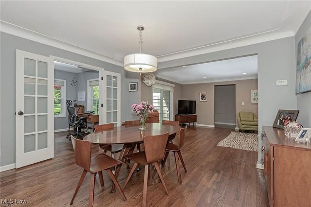 23910 Wimbledon Road, Shaker Heights, OH 44122