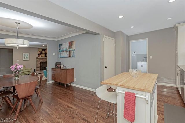 23910 Wimbledon Road, Shaker Heights, OH 44122