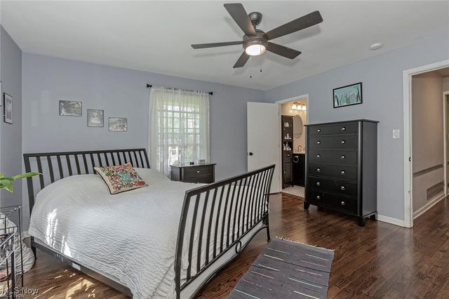 23910 Wimbledon Road, Shaker Heights, OH 44122