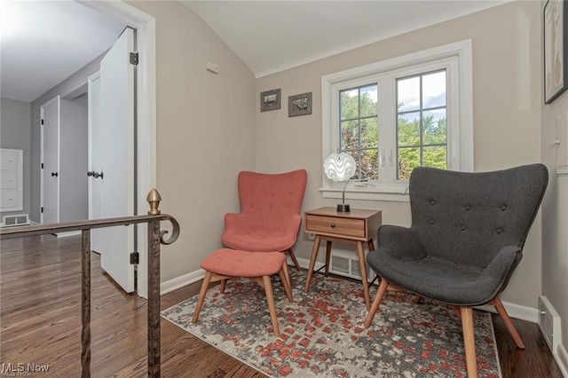 23910 Wimbledon Road, Shaker Heights, OH 44122