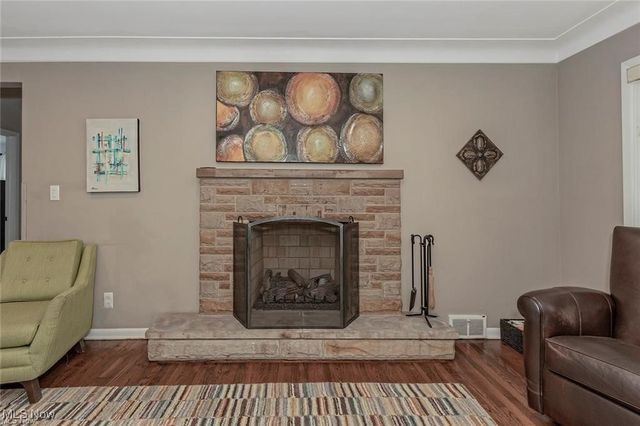 23910 Wimbledon Road, Shaker Heights, OH 44122