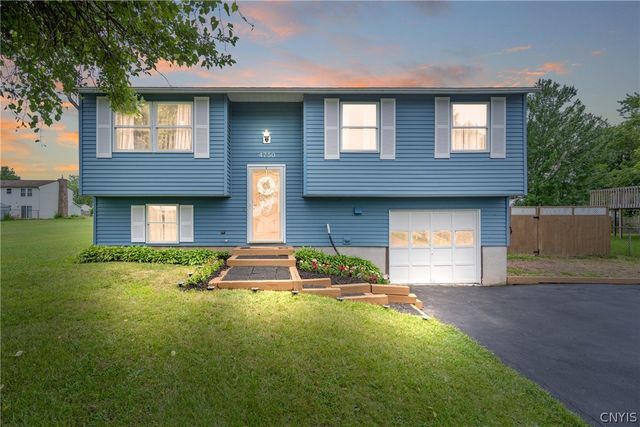 4750 New Hope North, Clay, NY 13090