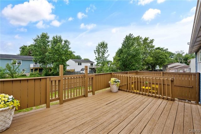 4750 New Hope North, Clay, NY 13090