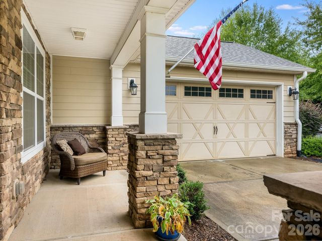 9305 River Walk Way, Charlotte, NC 28214
