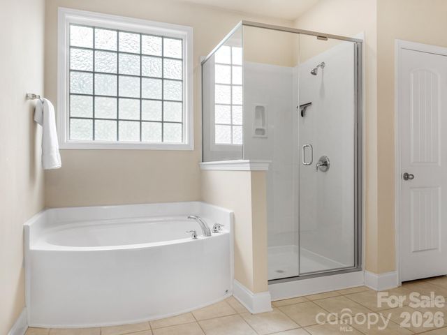 9305 River Walk Way, Charlotte, NC 28214