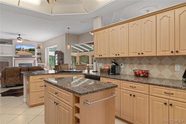 4525 W Alamo Drive, Beverly Hills, FL 34465
