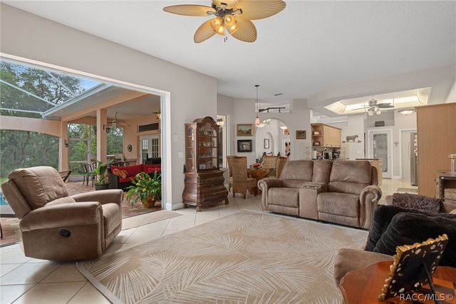 4525 W Alamo Drive, Beverly Hills, FL 34465