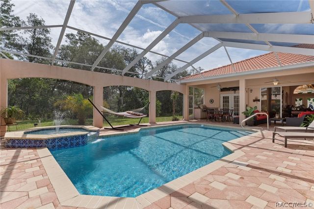 4525 W Alamo Drive, Beverly Hills, FL 34465