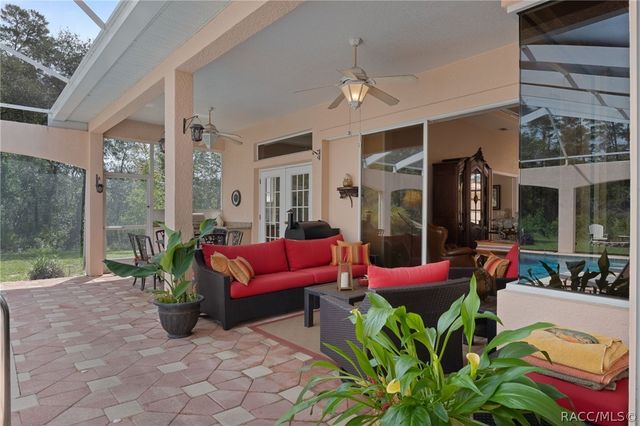 4525 W Alamo Drive, Beverly Hills, FL 34465