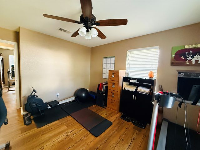 225 SE 35th Street, Paris, TX 75460