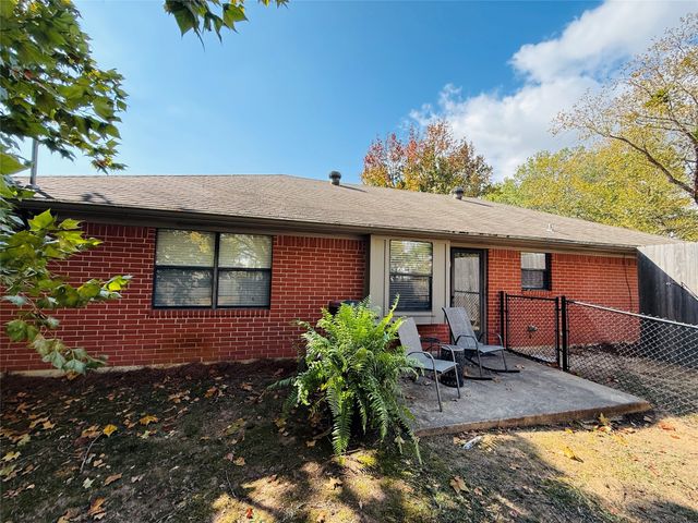 225 SE 35th Street, Paris, TX 75460