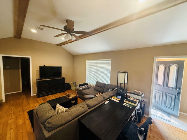 225 SE 35th Street, Paris, TX 75460