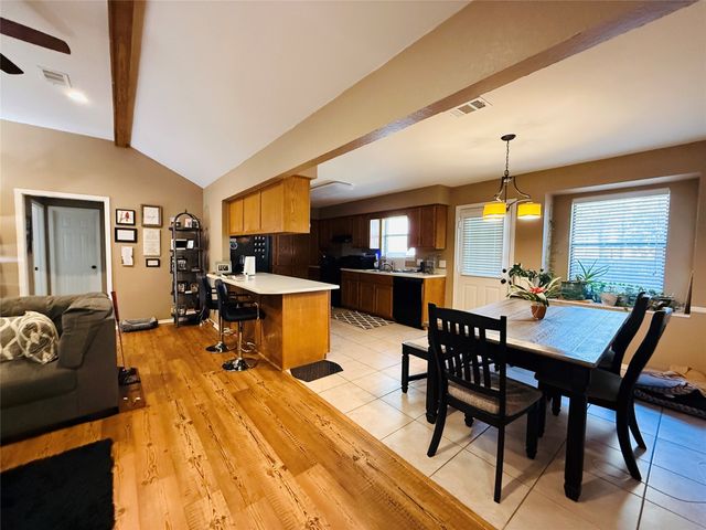 225 SE 35th Street, Paris, TX 75460