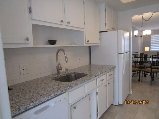5945 21ST STREET N 5, St Petersburg, FL 33714