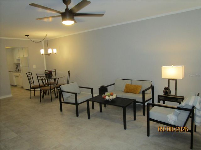 5945 21ST STREET N 5, St Petersburg, FL 33714