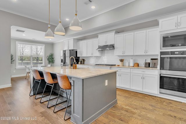 3938 Mcelroy Farms Drive, Olive Branch, MS 38654