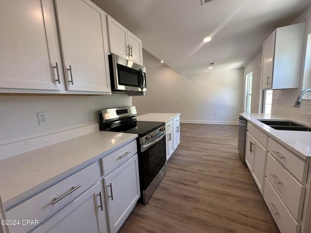 904 N Tracy Street, Bonifay, FL 32425