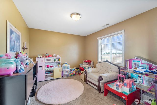 413 N Albro Road, Prosser, WA 99350