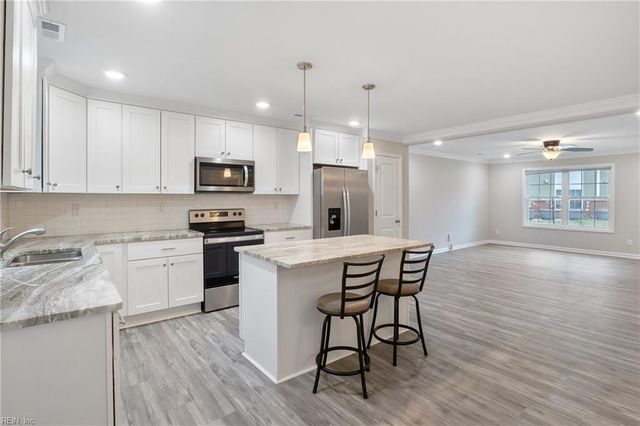 520 Harriett ST, Hampton, VA 23669
