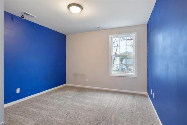 520 Harriett ST, Hampton, VA 23669