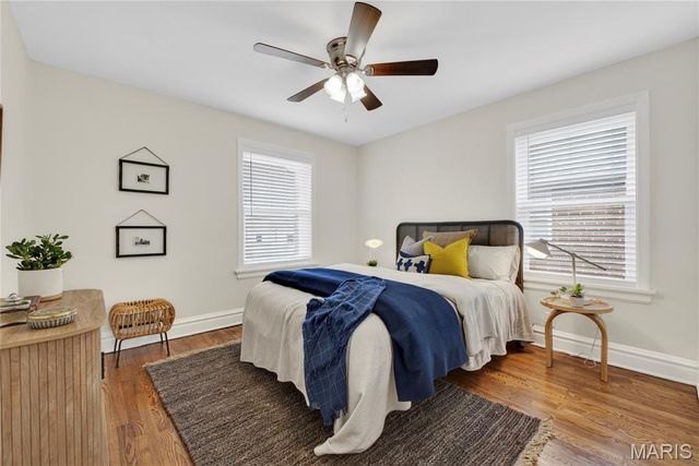 5927 W Park Avenue, St Louis, MO 63110