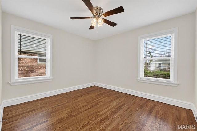 5927 W Park Avenue, St Louis, MO 63110