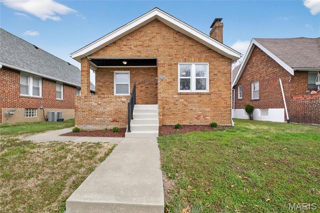 5927 W Park Avenue, St Louis, MO 63110