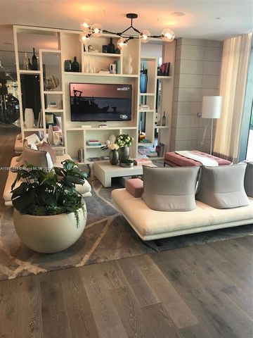 650 NE 32nd St 4908, Miami, FL 33137