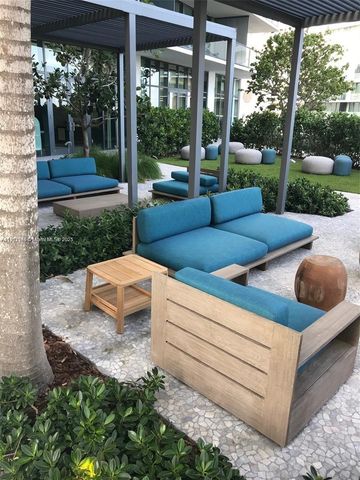 650 NE 32nd St 4908, Miami, FL 33137